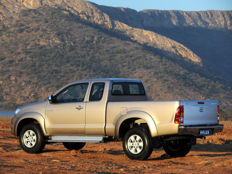  Toyota Hilux Xtra Cab 2008 года  (ZA) (фото 3 из 16)
